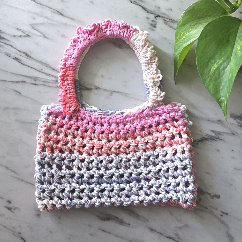 Handmade Knit Mini Purse - Picture 5 of 9